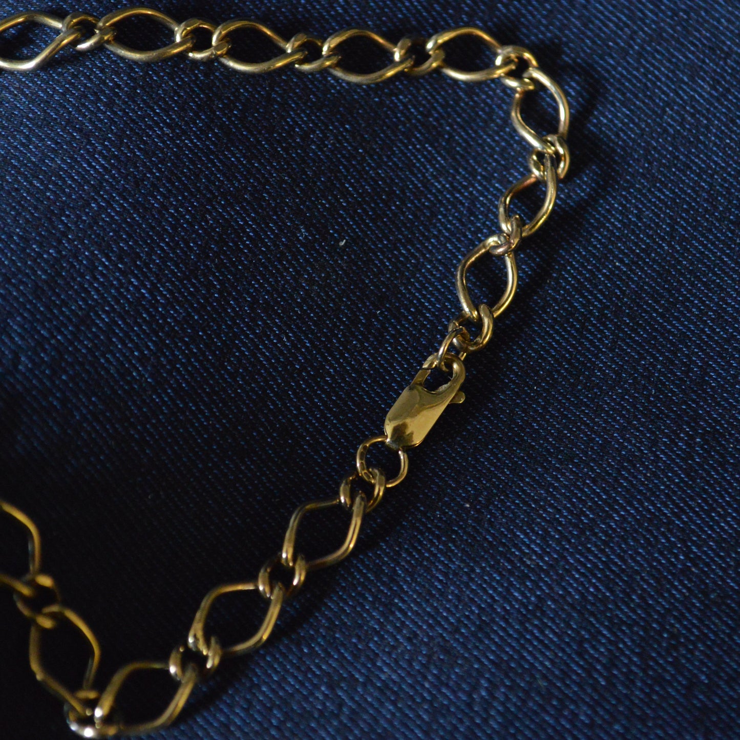 9ct Yellow Gold Twisted link Chain 20.5"