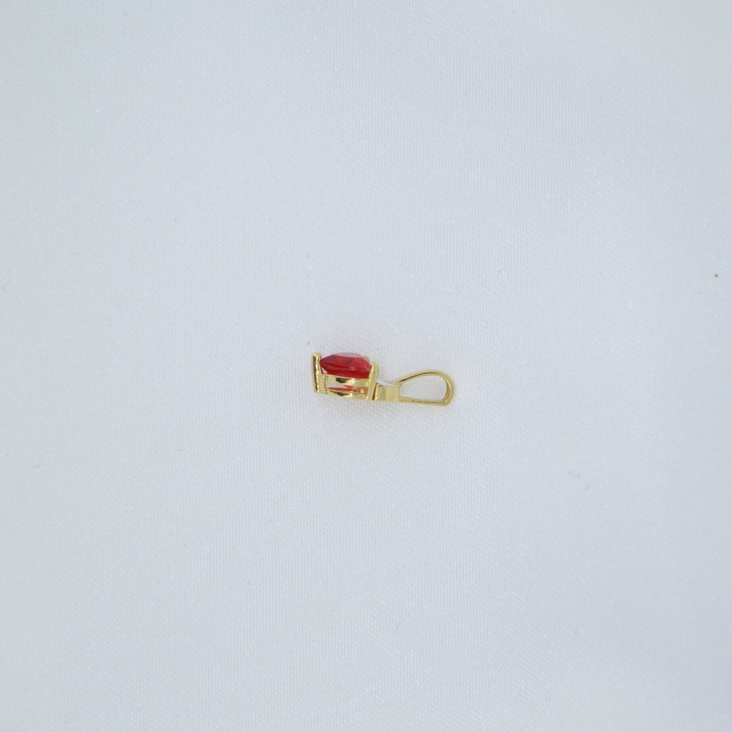Small 9ct Red heart pendant