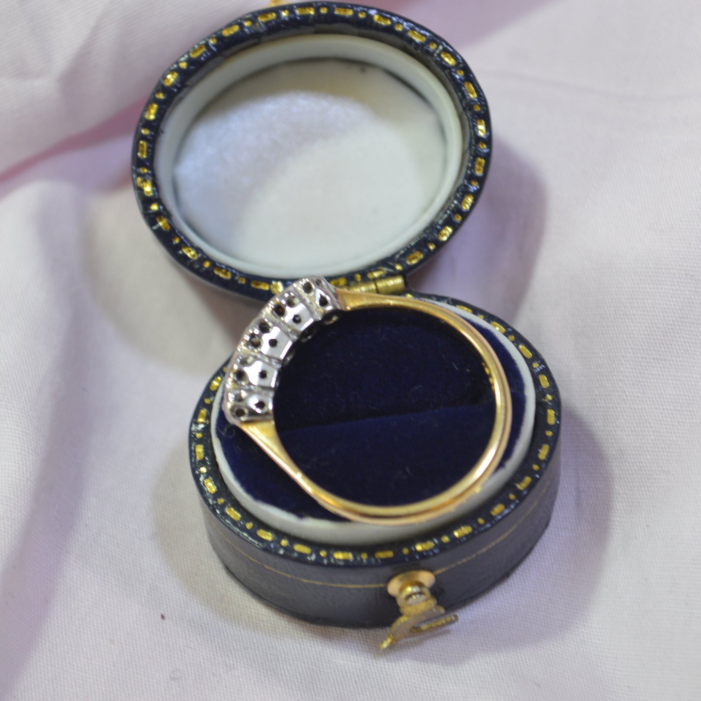 Vintage 18ct Five-stoned Diamond Ring