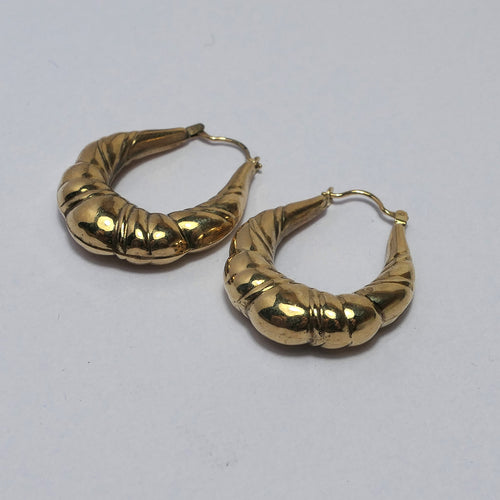 Vintage 9ct medium sized yellow Gold earrings hoops