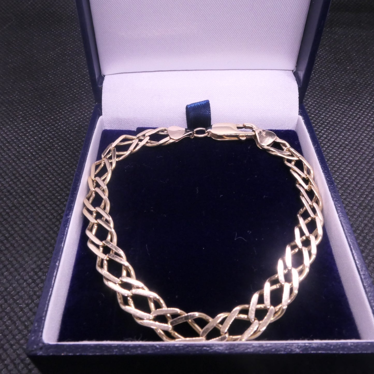 9ct Yellow gold double curb vintage bracelet