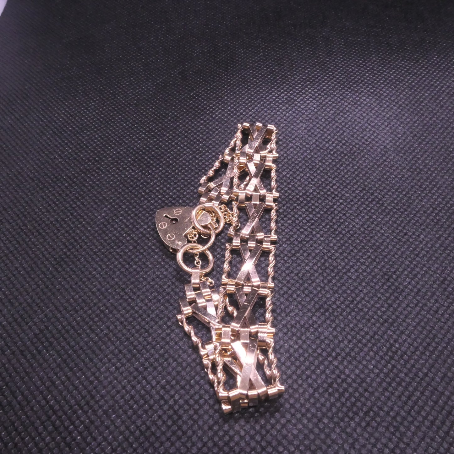 Vintage 9ct Yellow gold gate bracelet