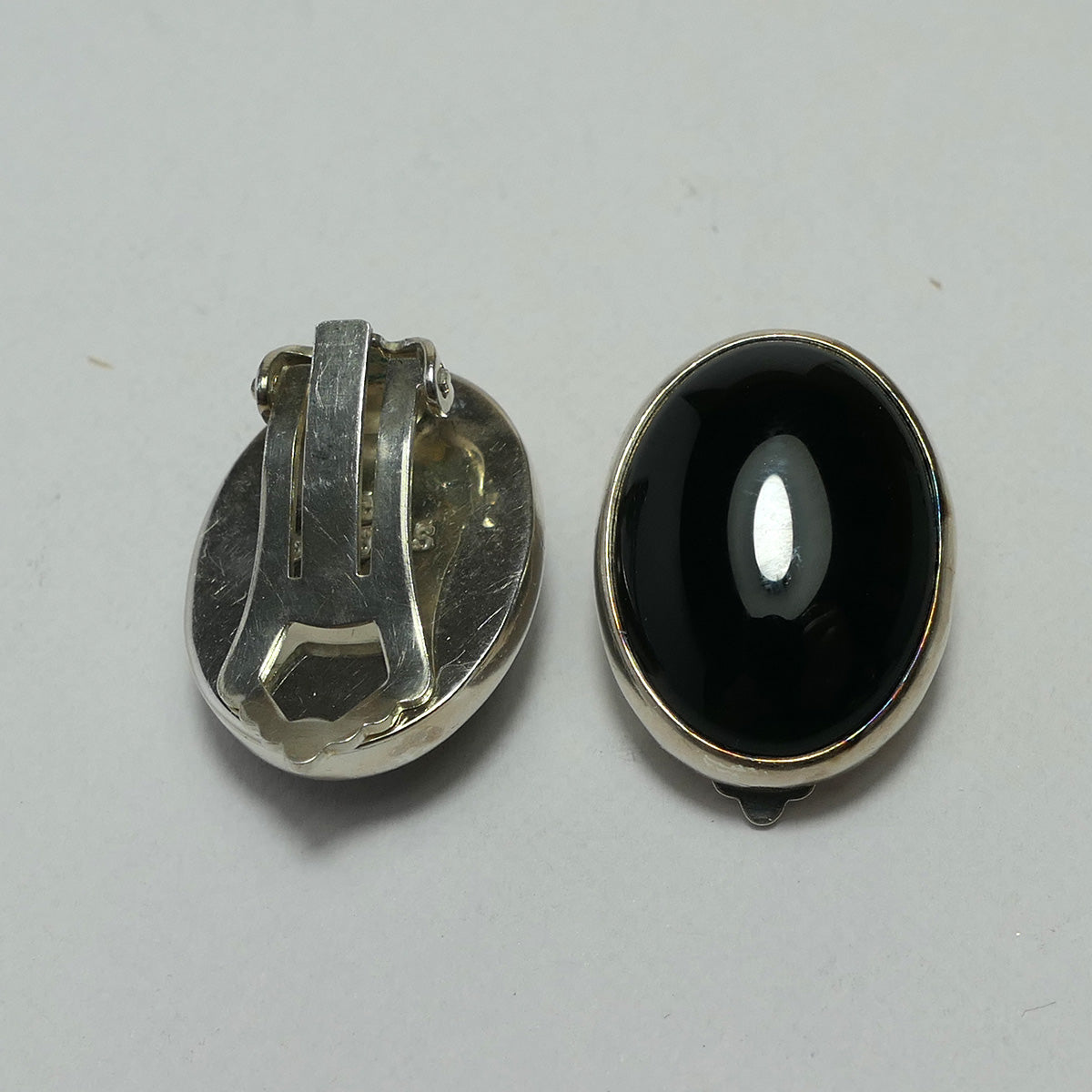 Silver Onyx style clip on earrings