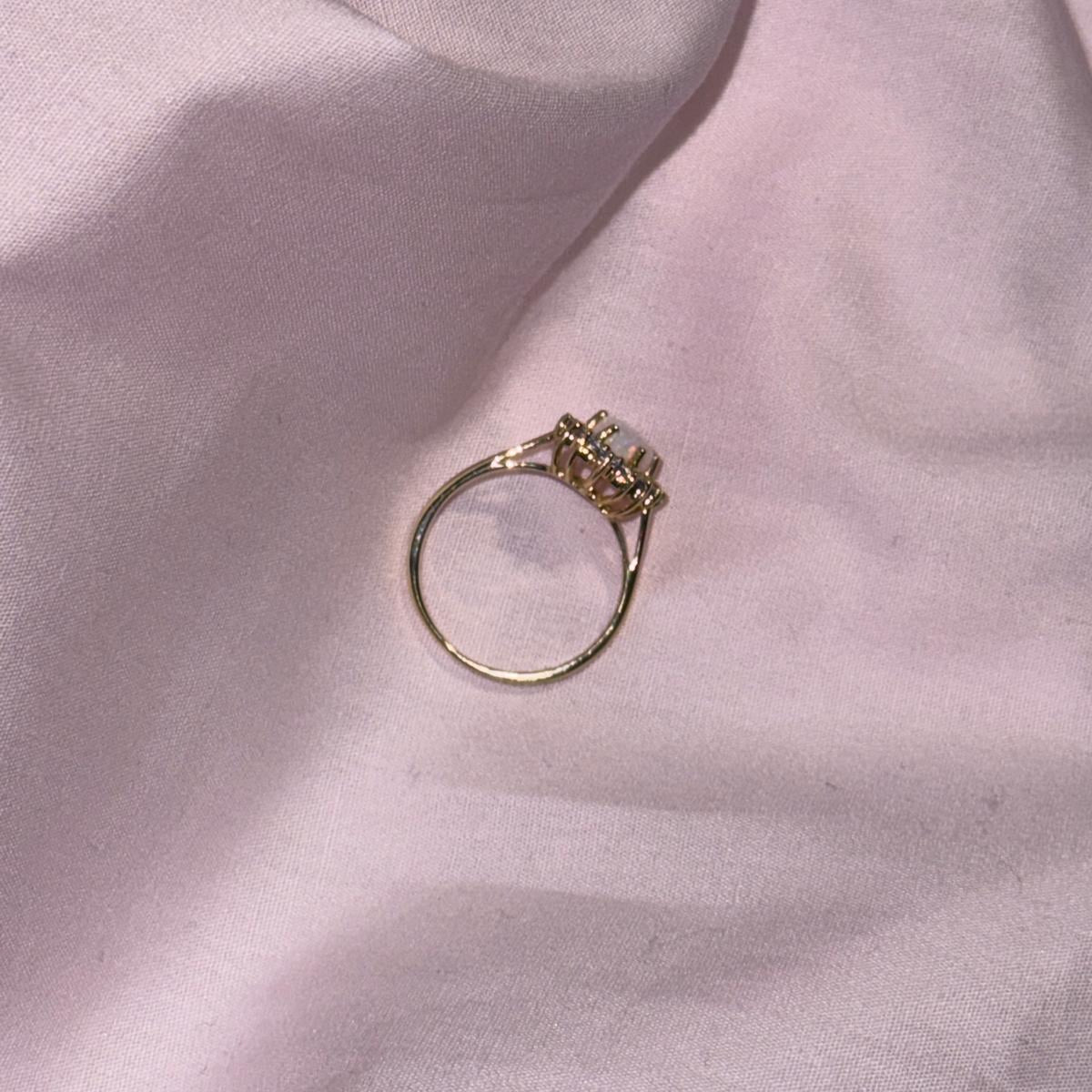 9ct Opal & Cubic Zirconia ring