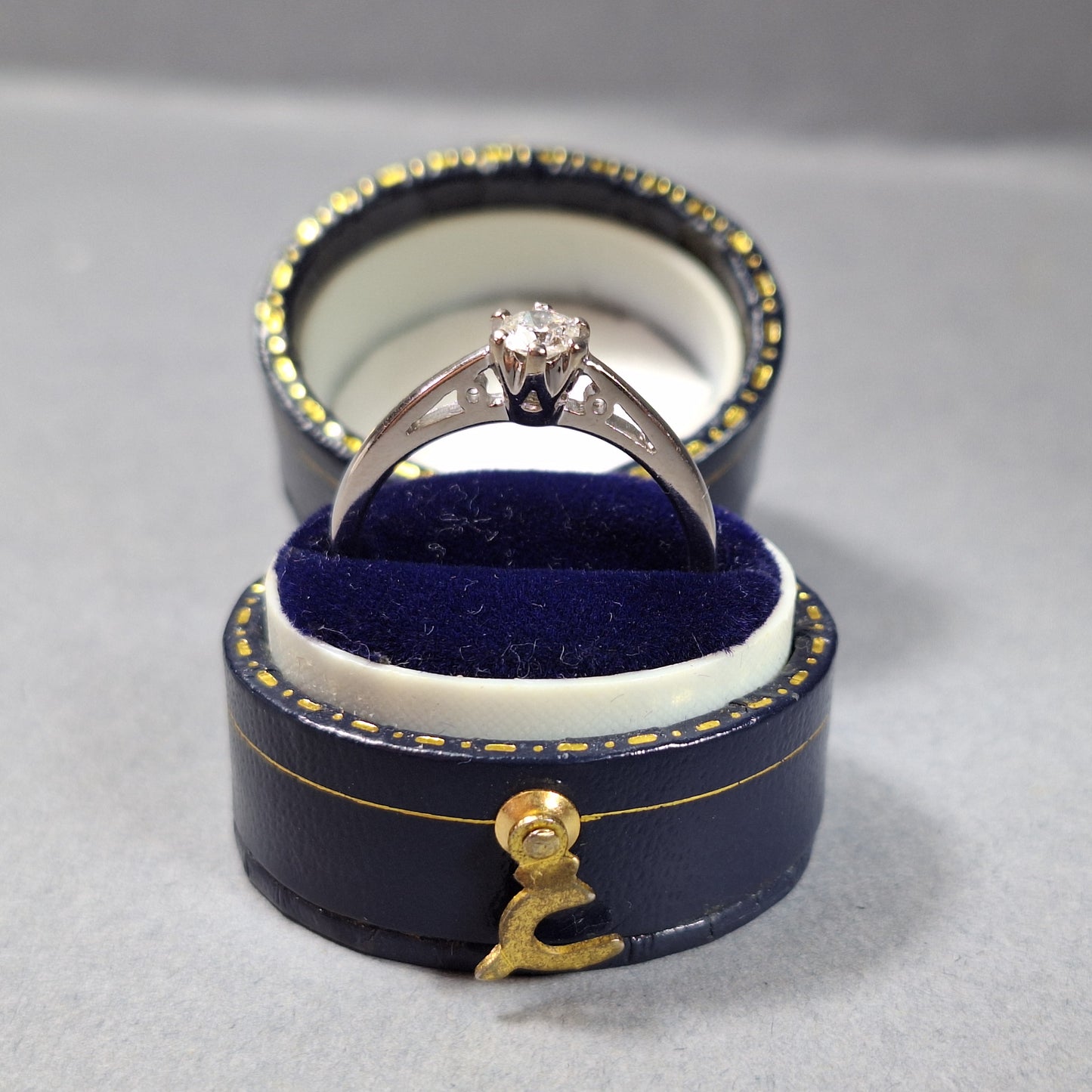 9ct White Gold Single Stone Diamond Engagement Ring