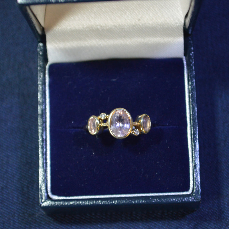 9ct lilac gemstone ring