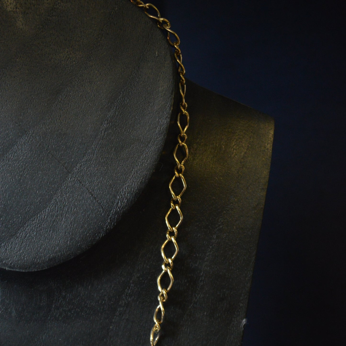 9ct Yellow Gold Twisted link Chain 20.5"