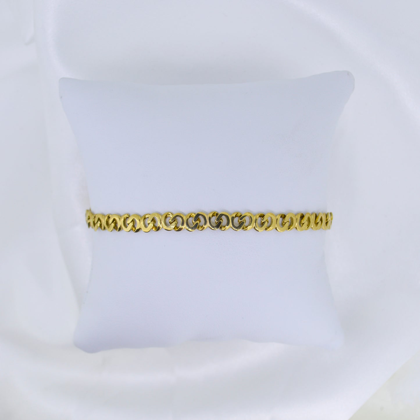 Unique style 9ct Solid Gold Bracelet