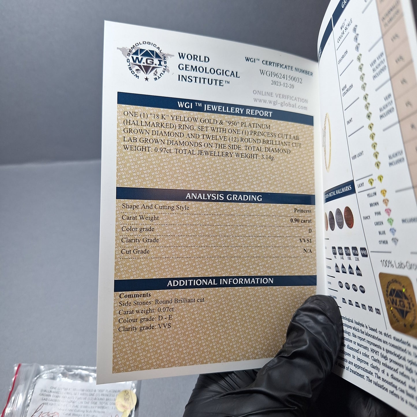 New Princess Cut 0.9ct Lab Grown Diamond & twelve Round Brilliant Cut Lab Grown Diamonds down the sides all placed on an 18ct Yellow gold Band