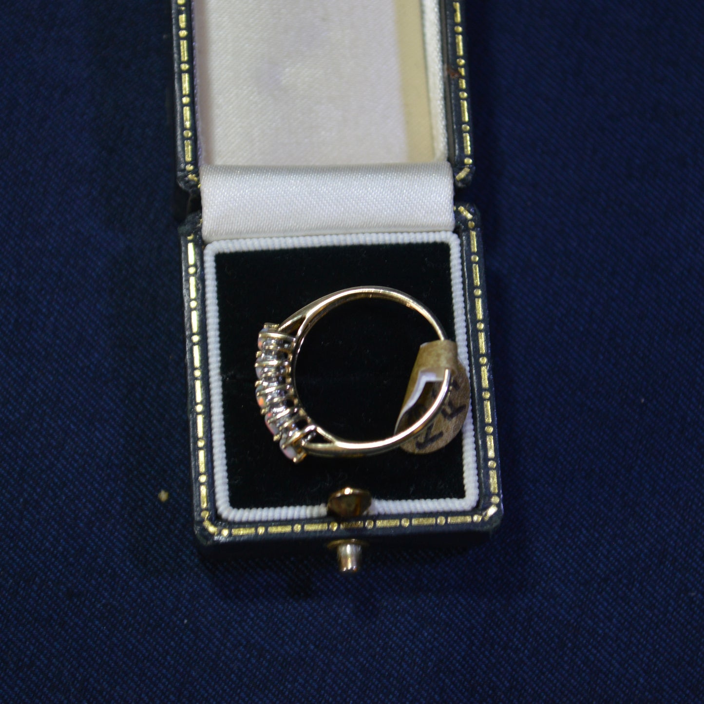 9ct Five stone Opal & Diamond ring