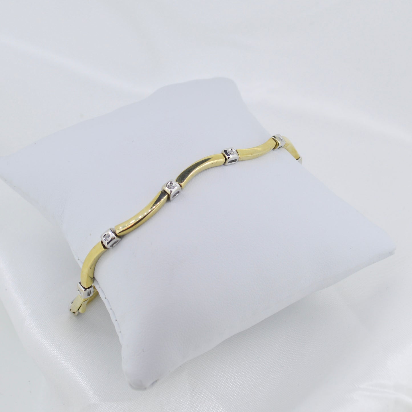 Vintage 9ct Gold Cubic Zirconia Bracelet 8"