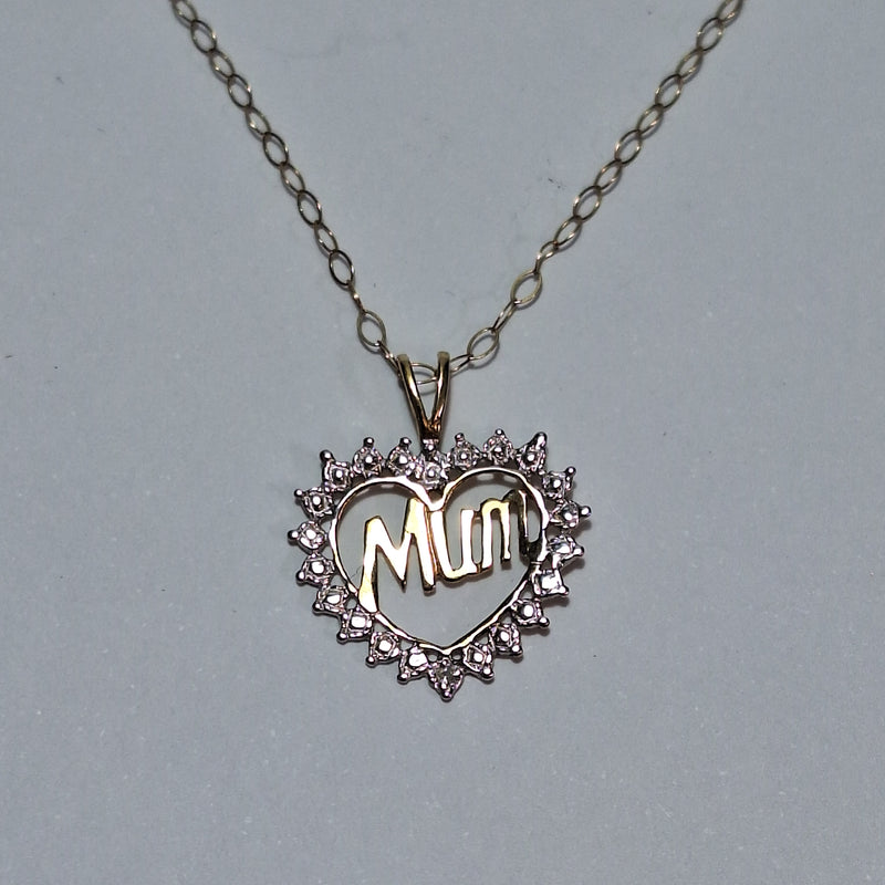 9ct Yellow gold Mum pendant with White Gold detailing, on a trace chain