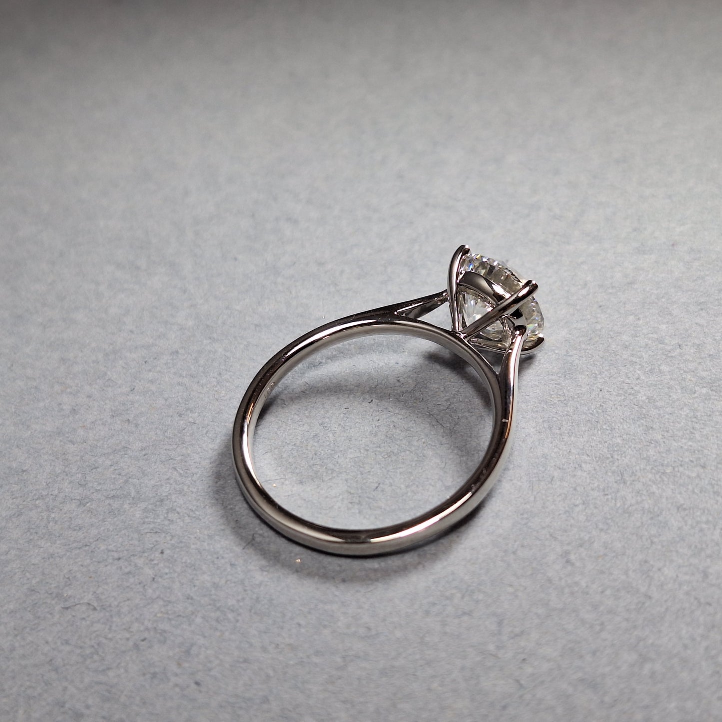 New Round Brilliant Cut 2.01ct Lab Grown Diamond on a Platinum Band