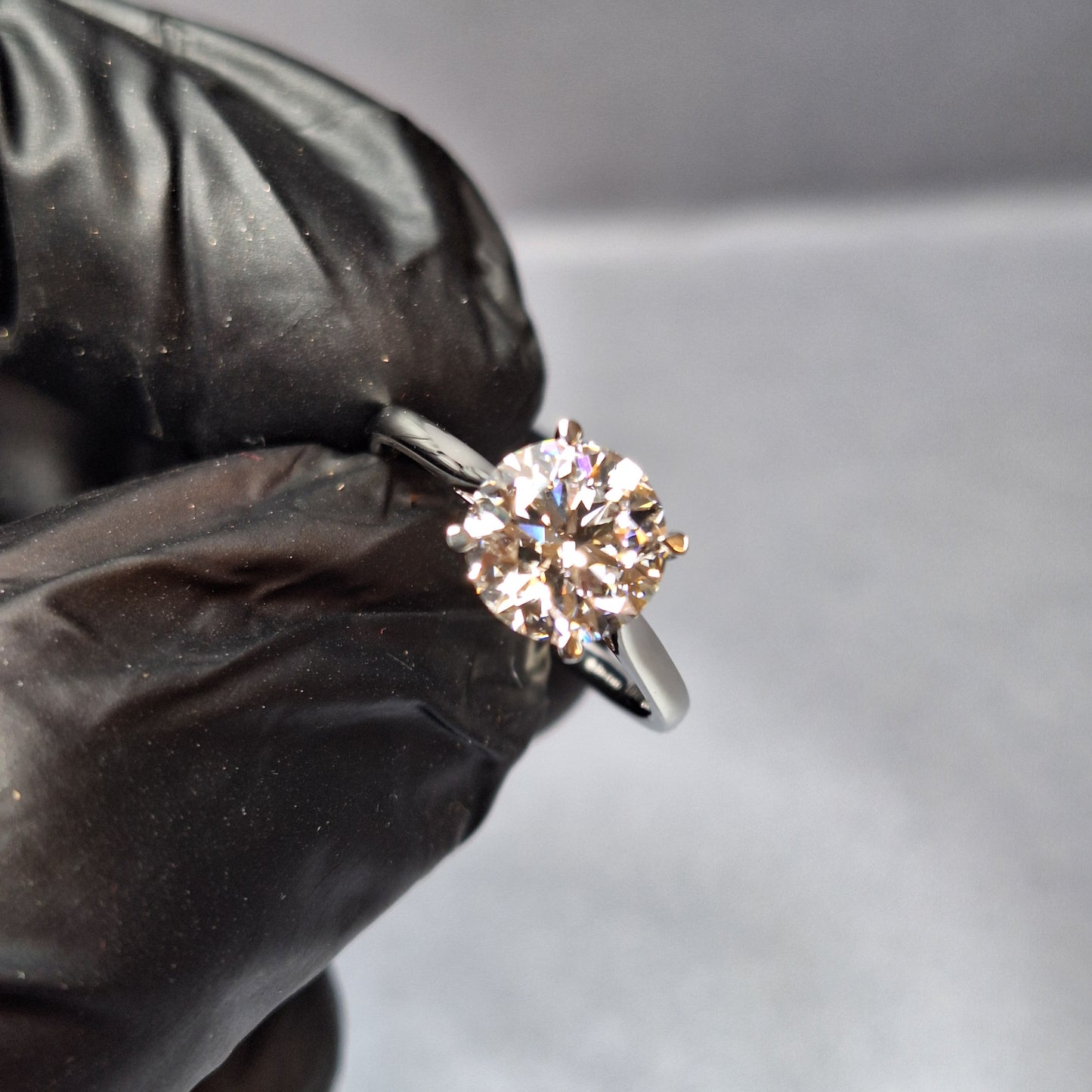 New Round Brilliant Cut 2.01ct Lab Grown Diamond on a Platinum Band