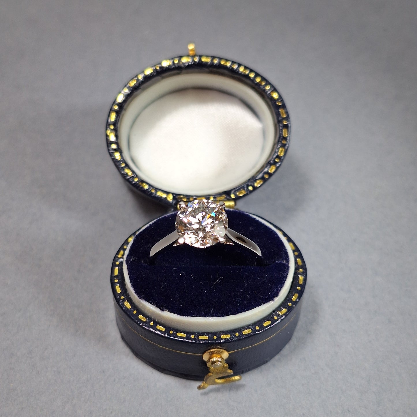 New Round Brilliant Cut 2.01ct Lab Grown Diamond on a Platinum Band