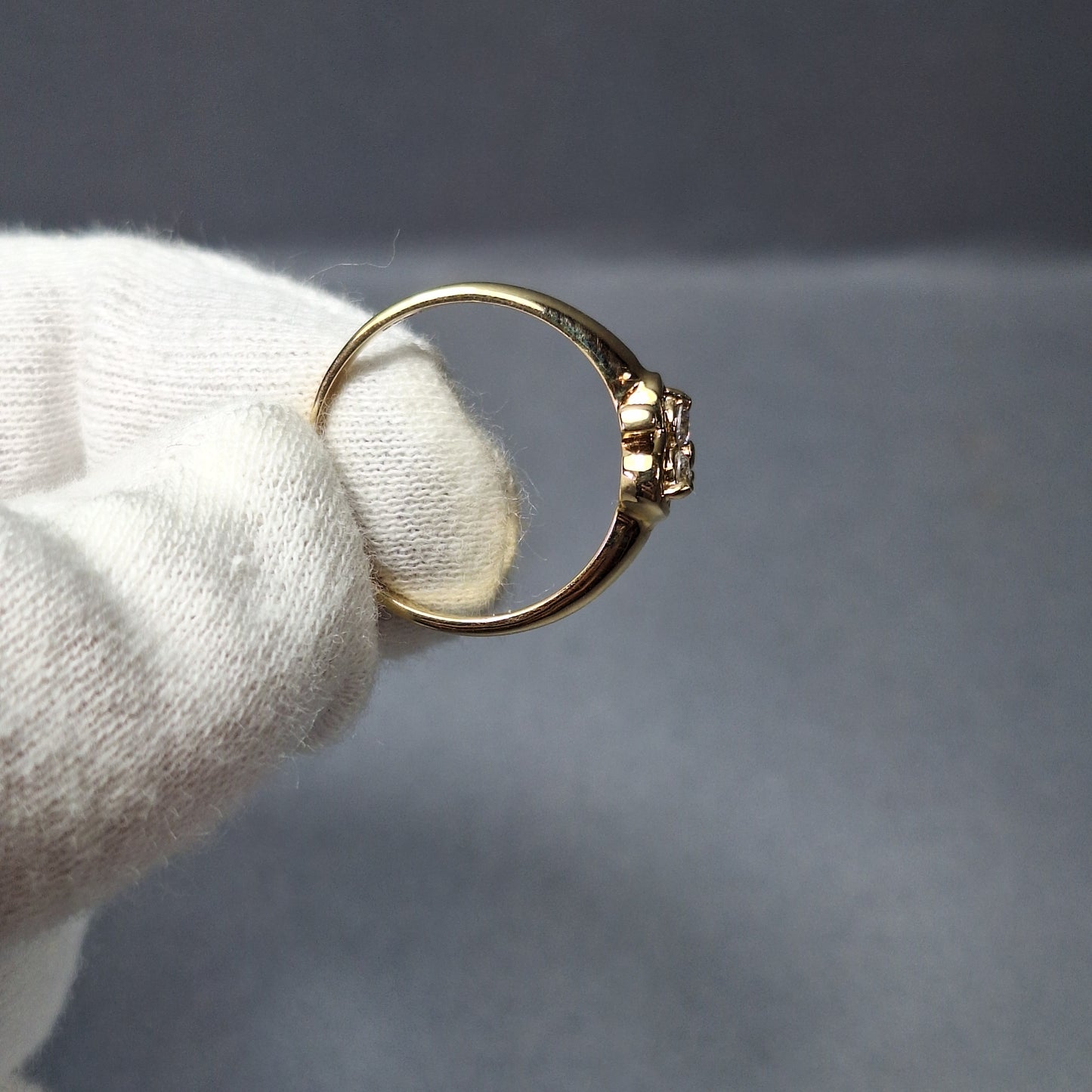 9ct Diamond Dress Ring