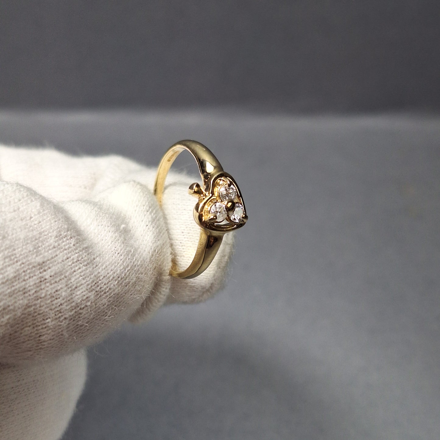 9ct Diamond Dress Ring