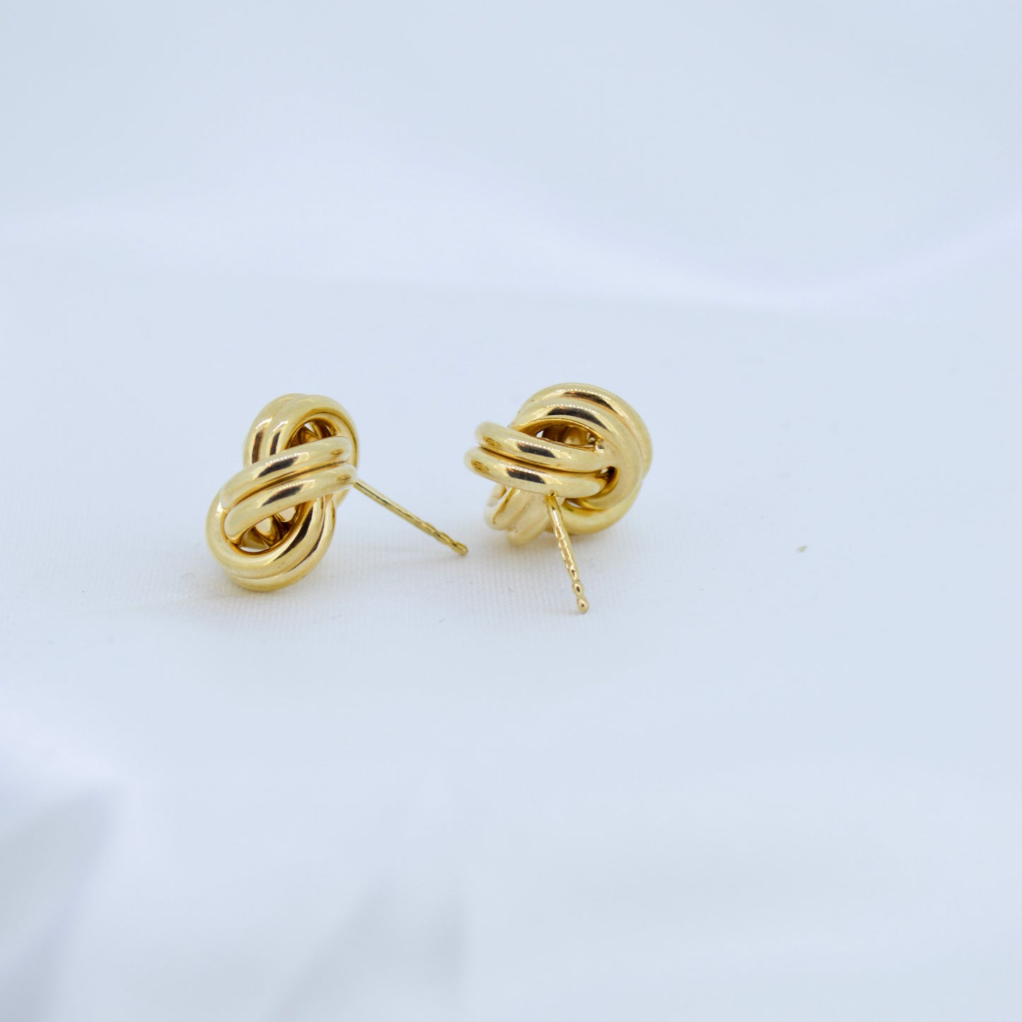 9ct Yellow Gold Knot Earrings