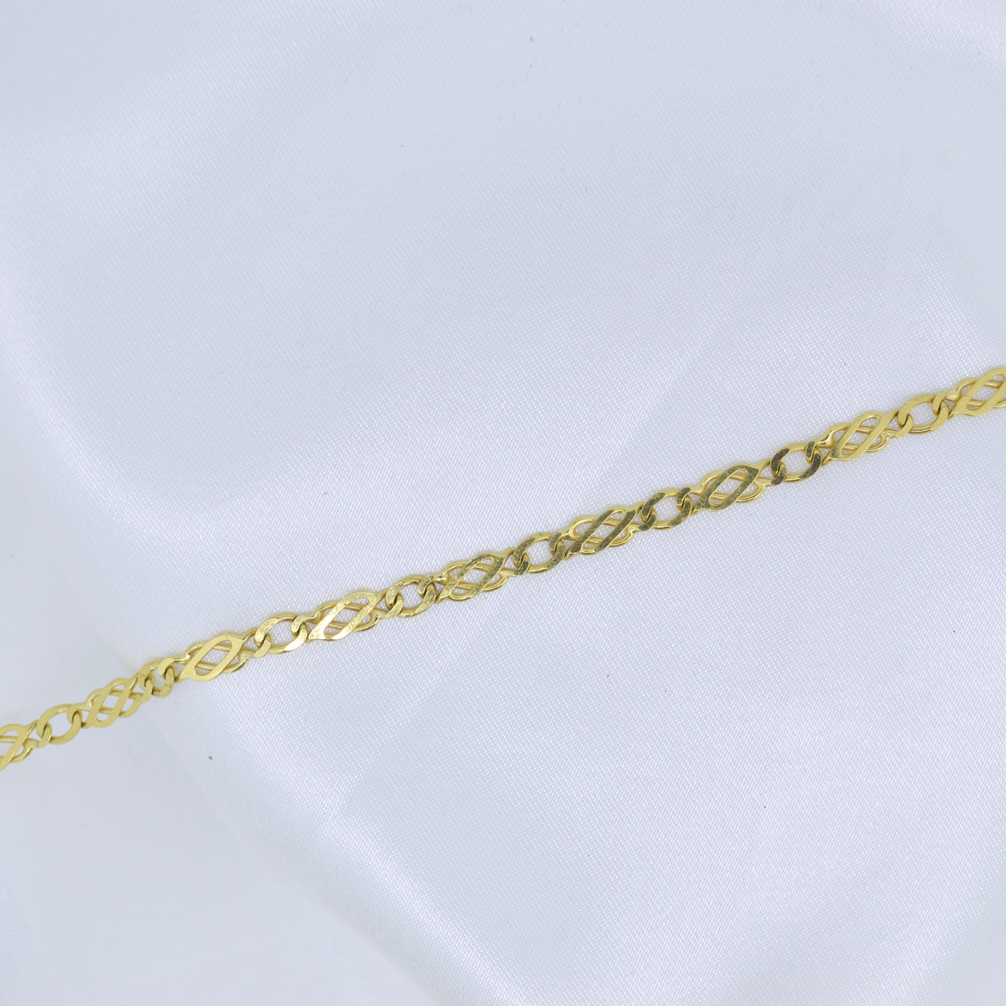 9ct Yellow Gold Double Curb style Bracelet