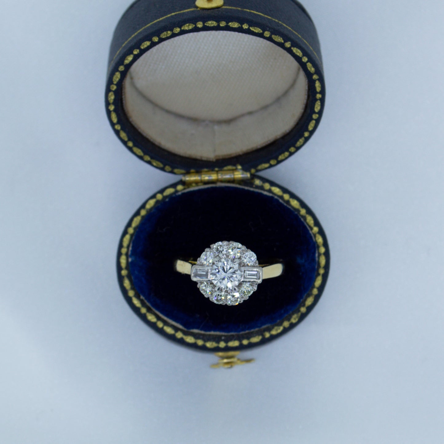 Art deco diamond cluster ring 18ct yellow gold