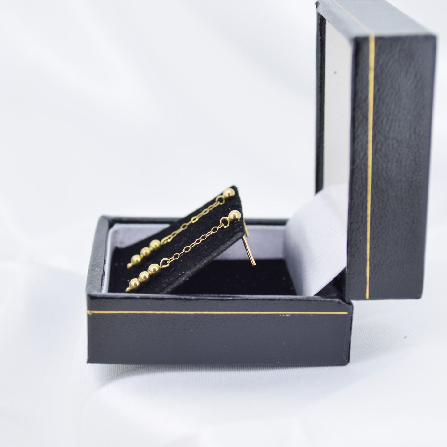 9ct yellow Gold drop earrings