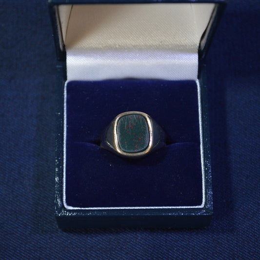 9ct Black signet ring