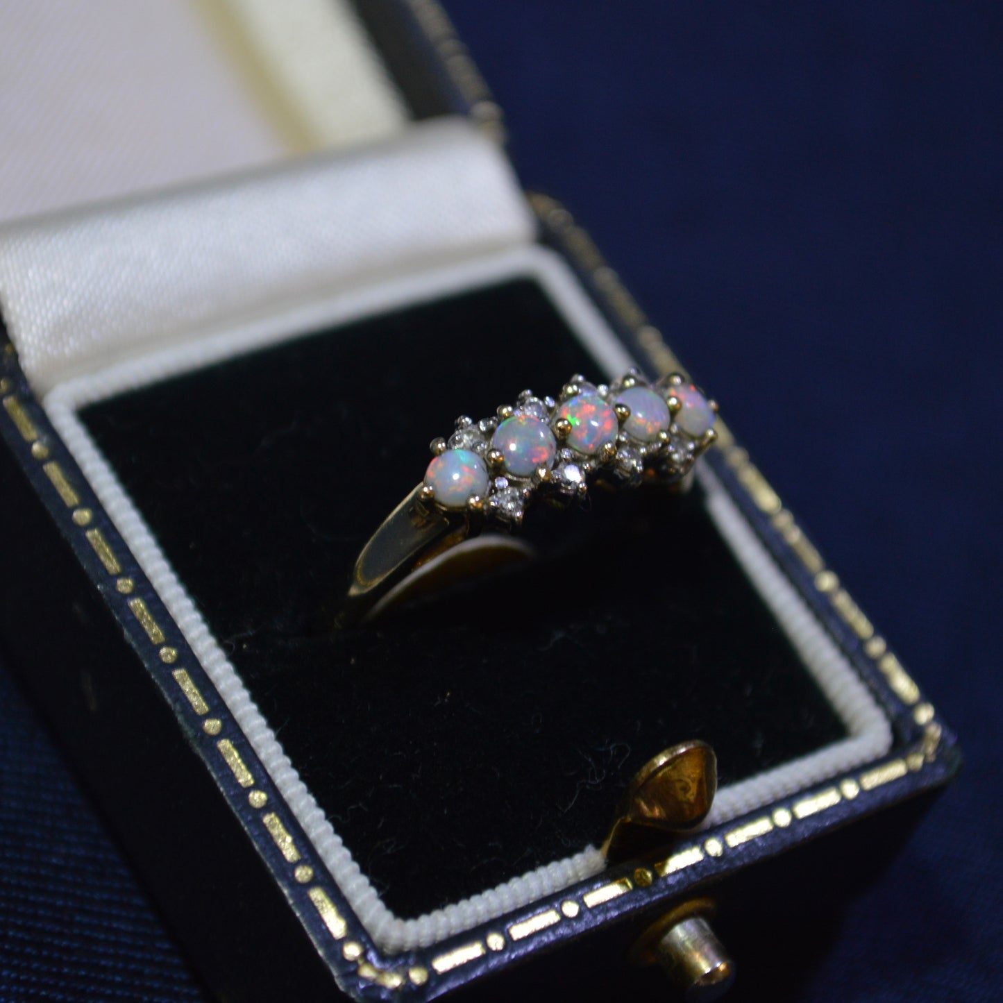 9ct Five stone Opal & Diamond ring