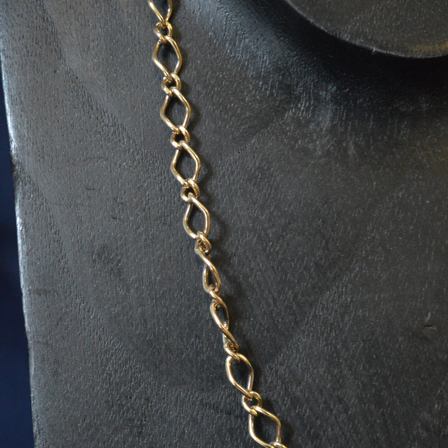 9ct Yellow Gold Twisted link Chain 20.5"