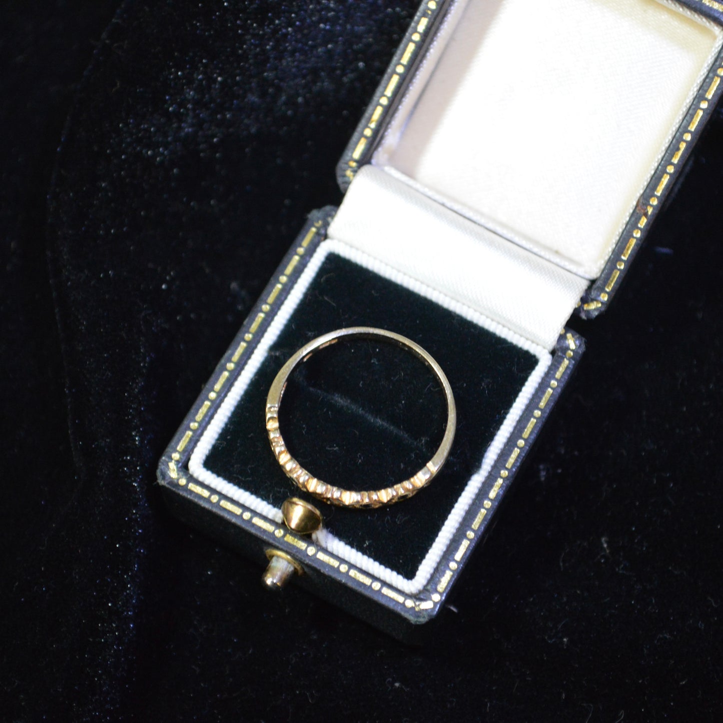9ct Sapphire Half Eternity ring