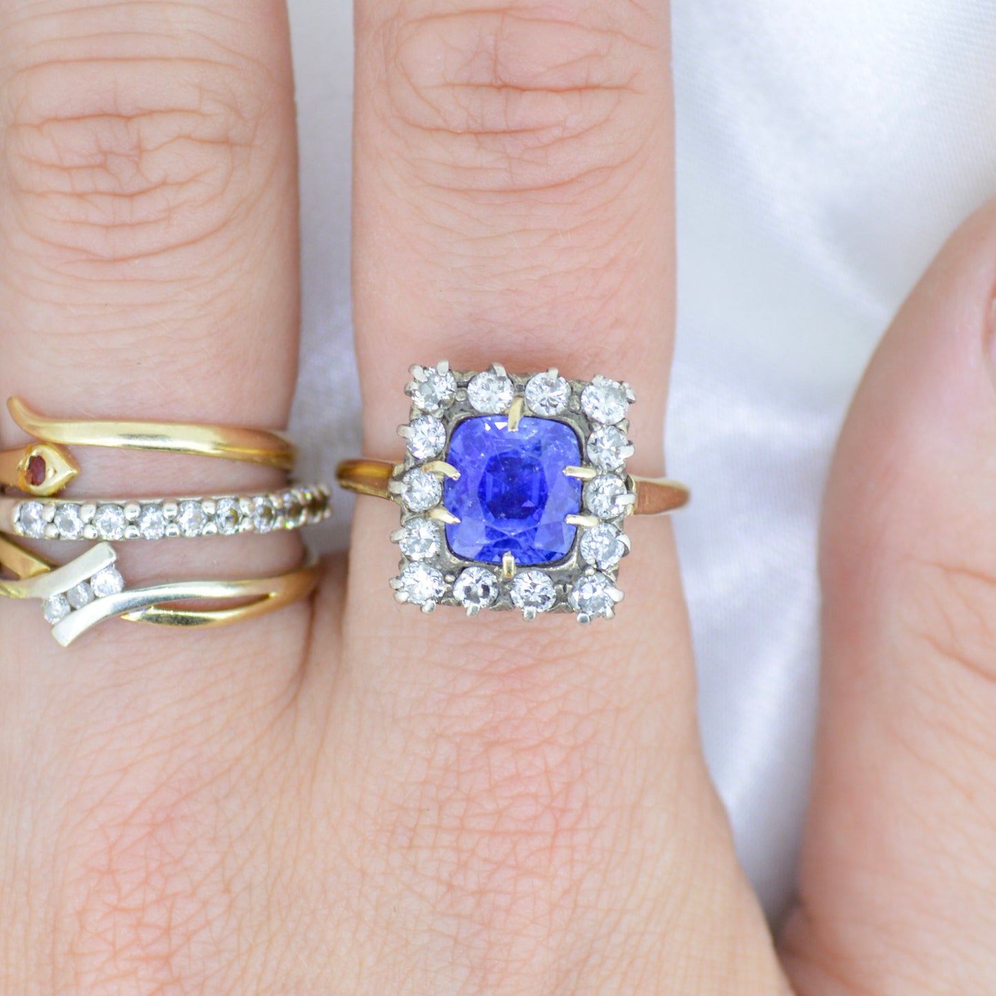 Antique Ceylon Sapphire & Diamond Ring