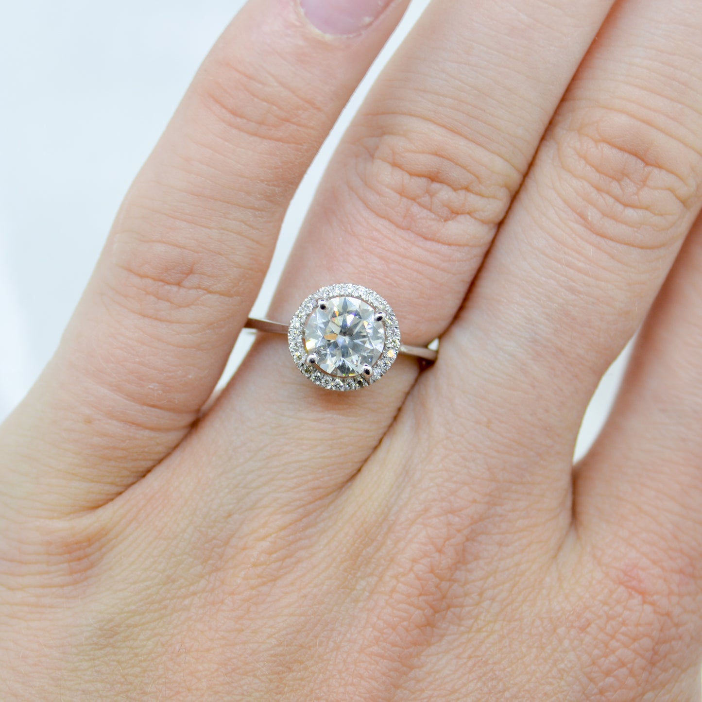 14ct White Gold & Round Brilliant Cut Diamond Ring