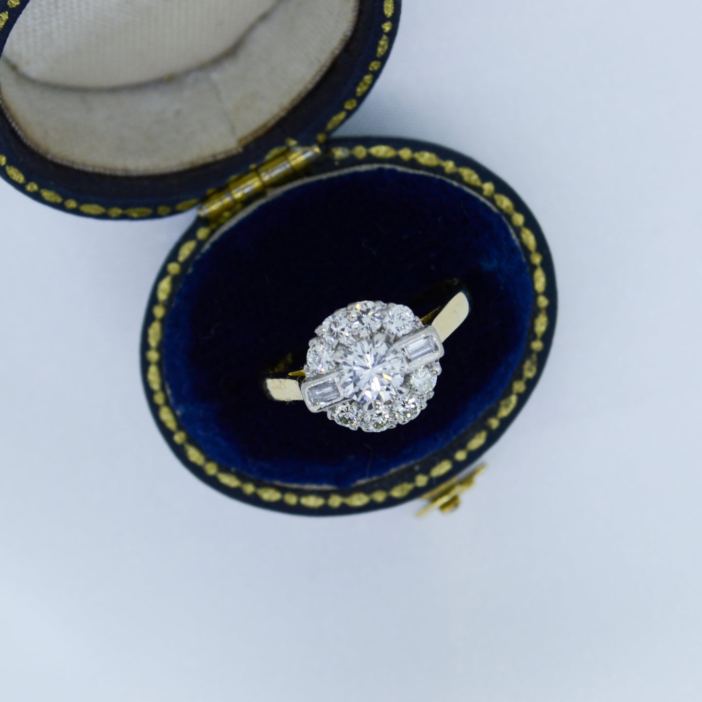 Art deco diamond cluster ring 18ct yellow gold