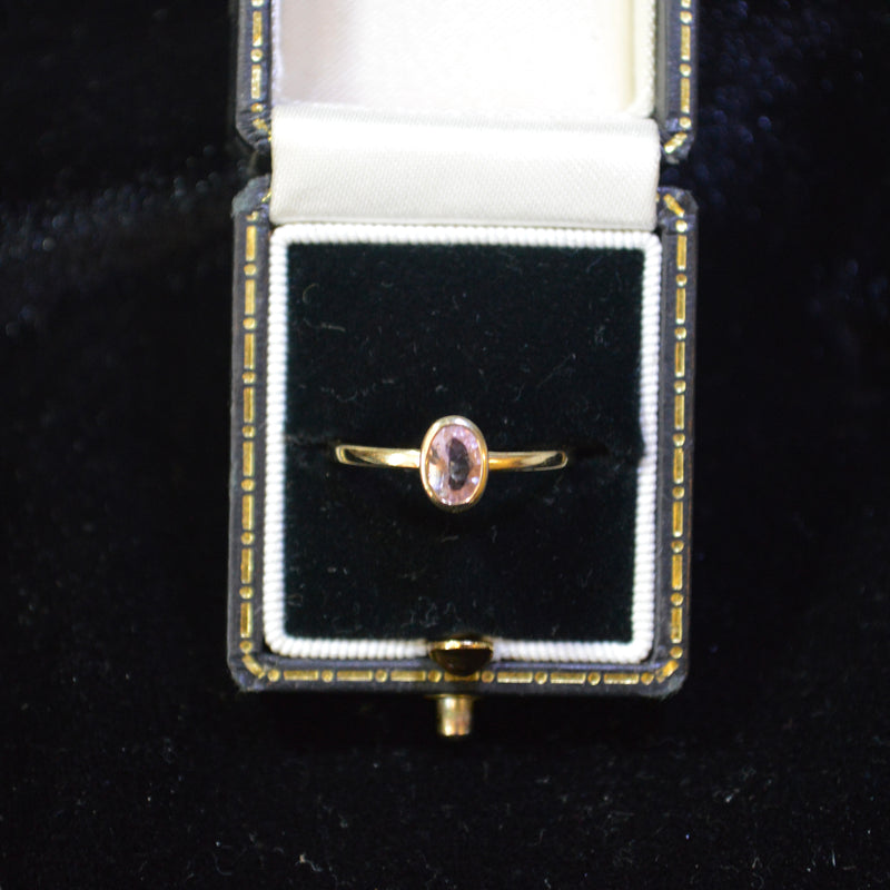 9ct gold pink ring