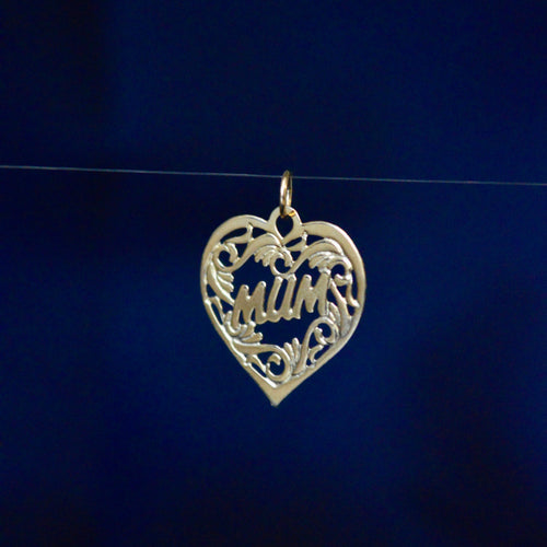 9ct yellow gold Mum Pendant