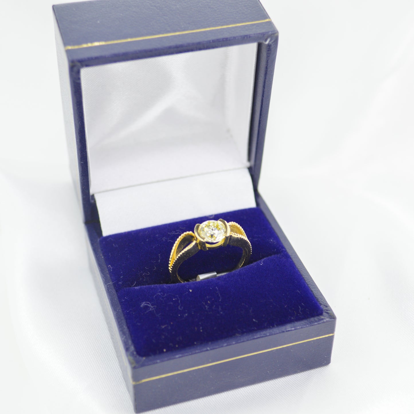 14ct Yellow Gold Natural Diamond Ring Solitaire Split Shank/Bypass Style