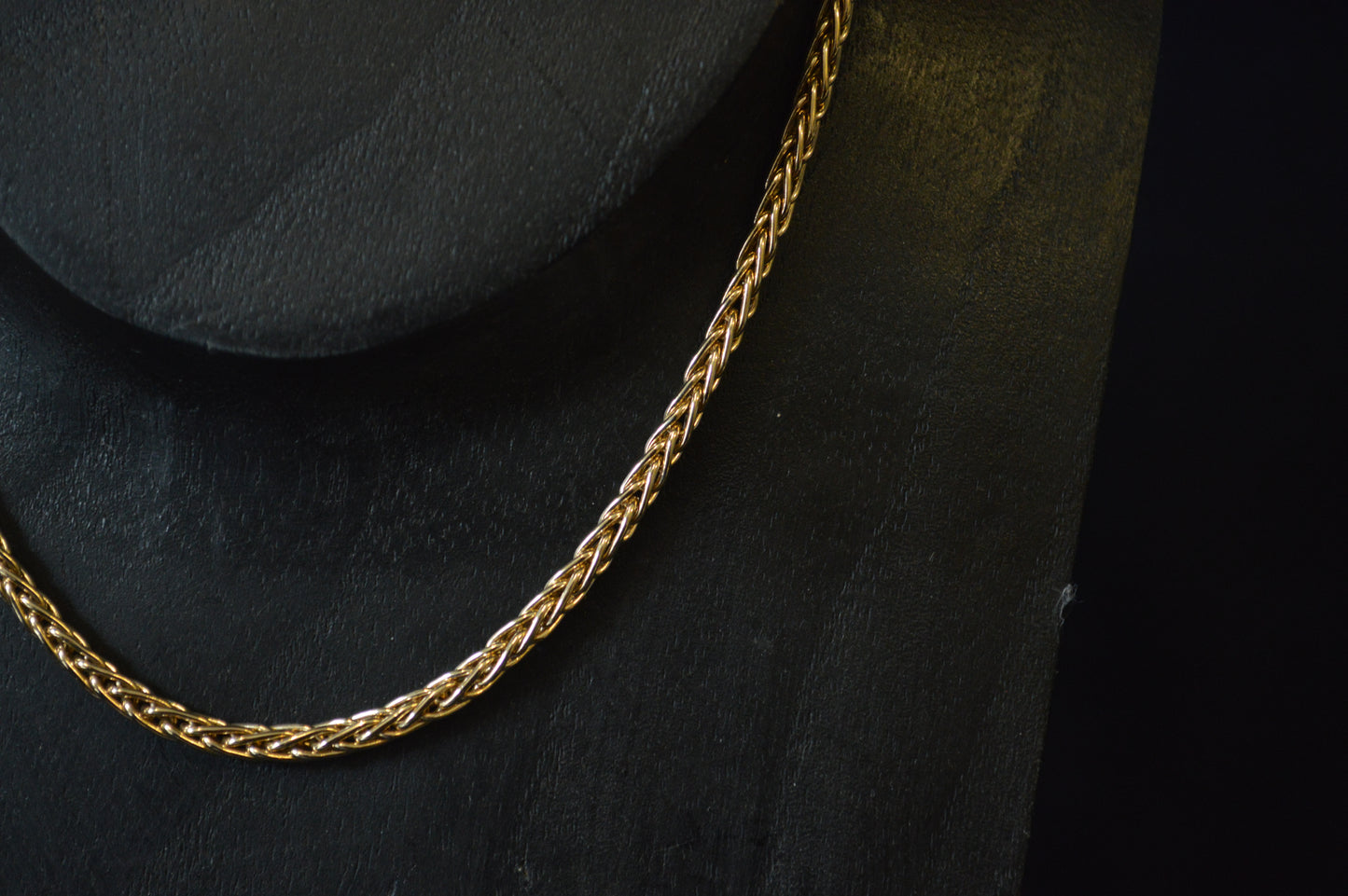 9ct Yellow Gold heavy Spiga chain 16"