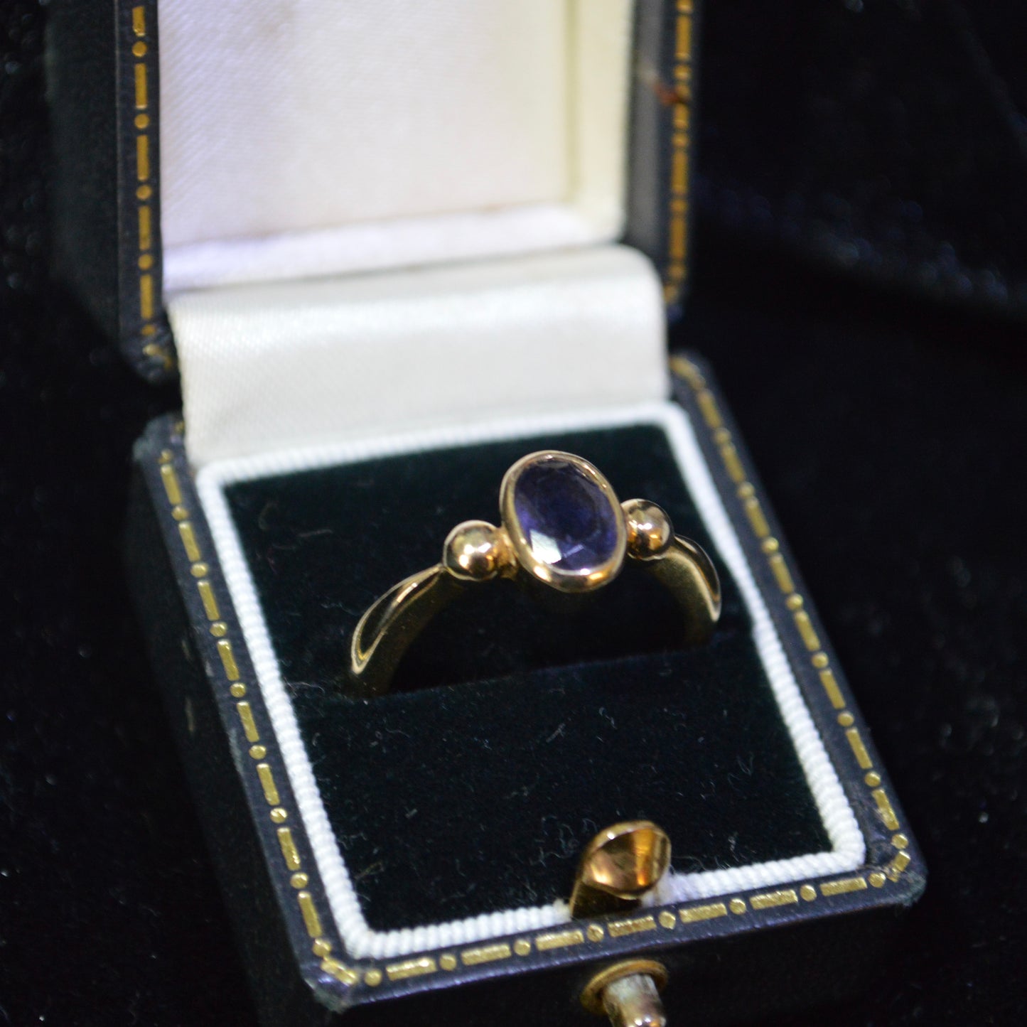 9ct Amethyst Ring