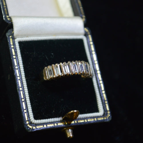 9ct CZ ring