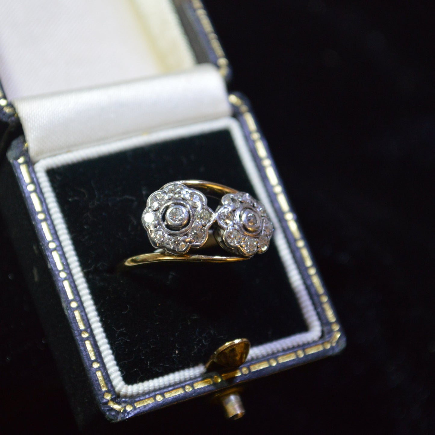 18ct Flower double cluster Daisy Diamond Ring