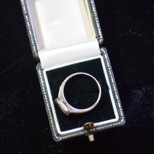 9ct CZ ring