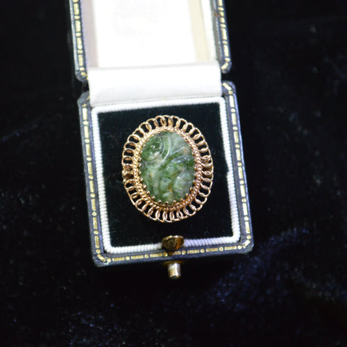 9ct Large Green Ring