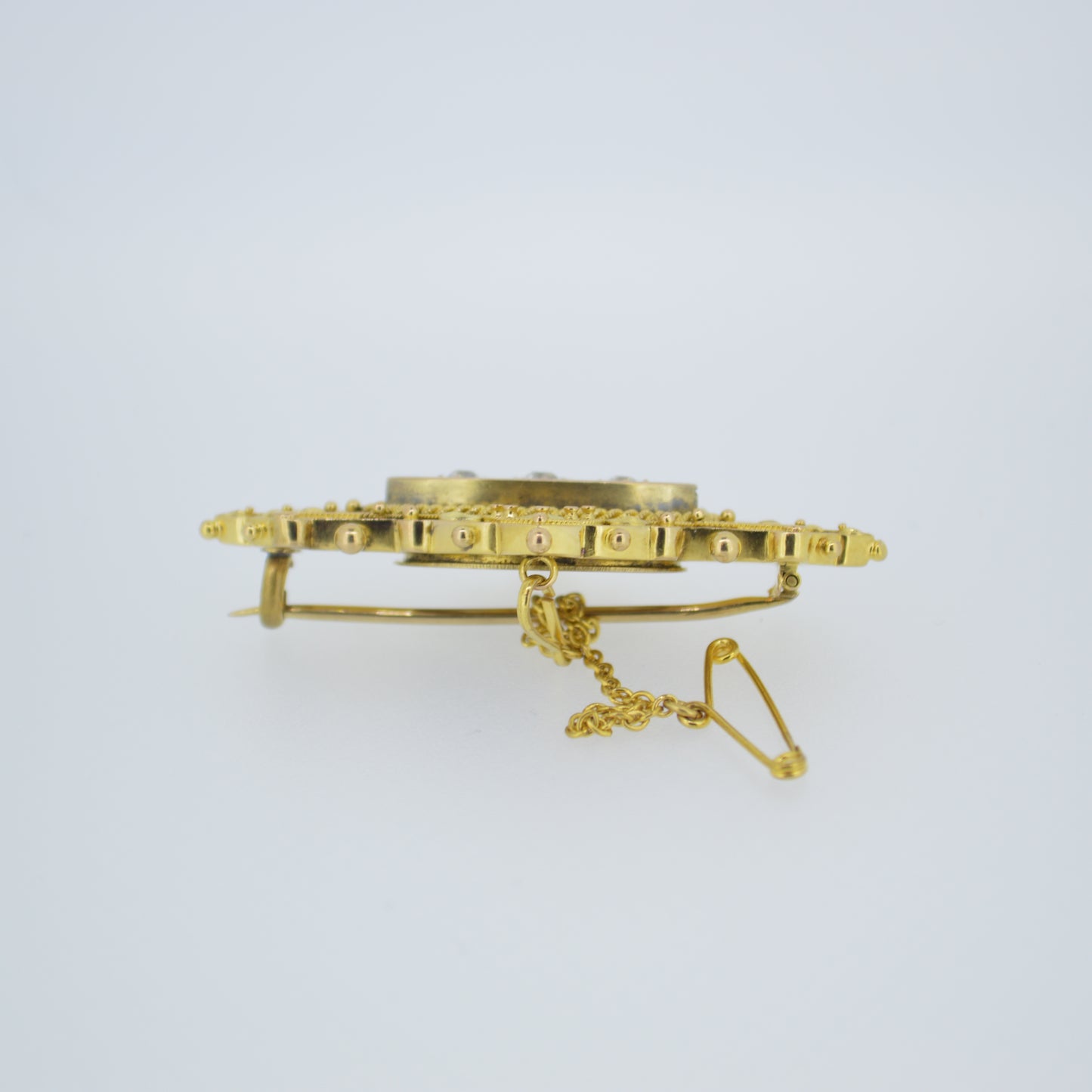 9ct Vintage Diamond Brooch