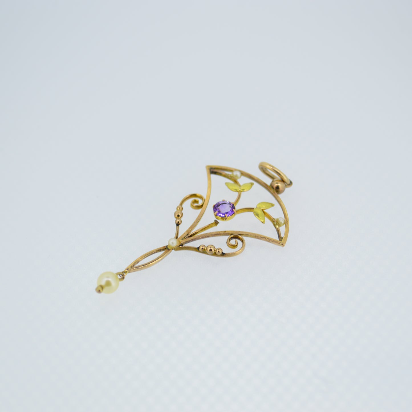 Antique lavalier 9ct Gold Pendant with Amethyst and Pearls