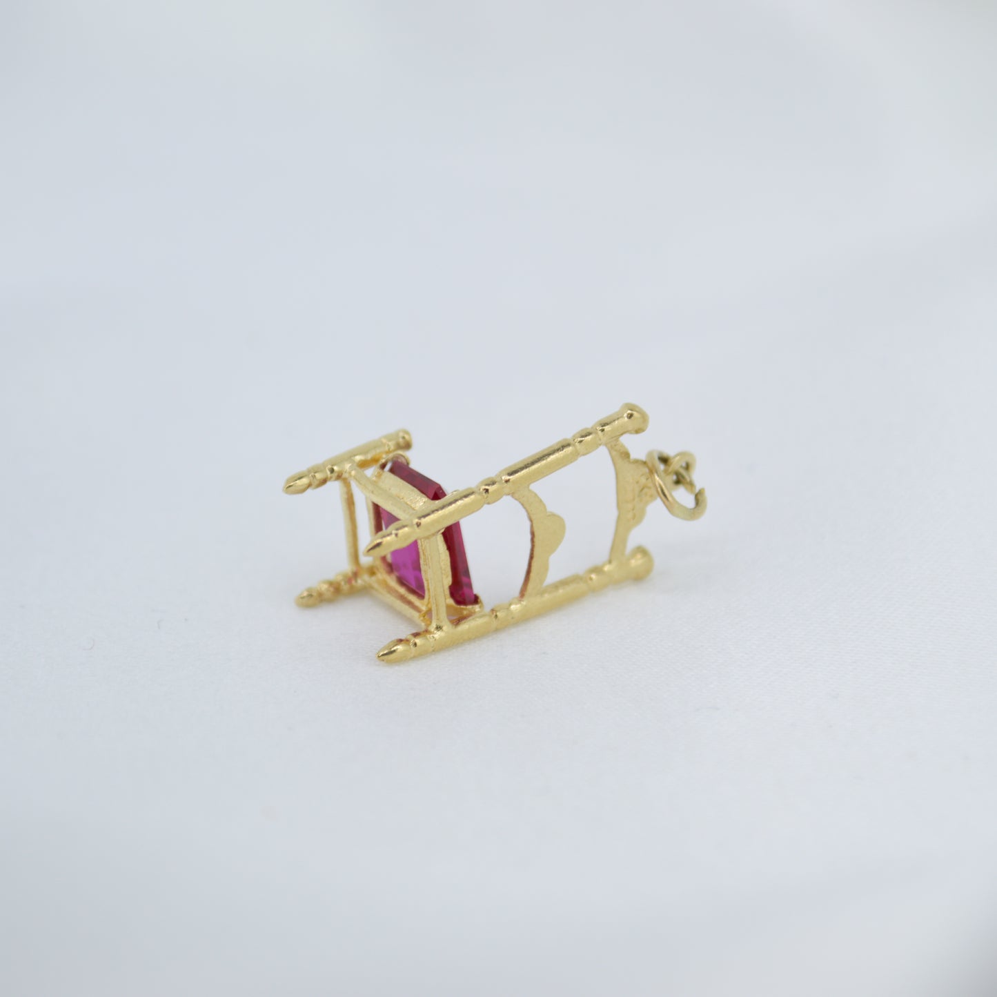 9ct Gold chair charm