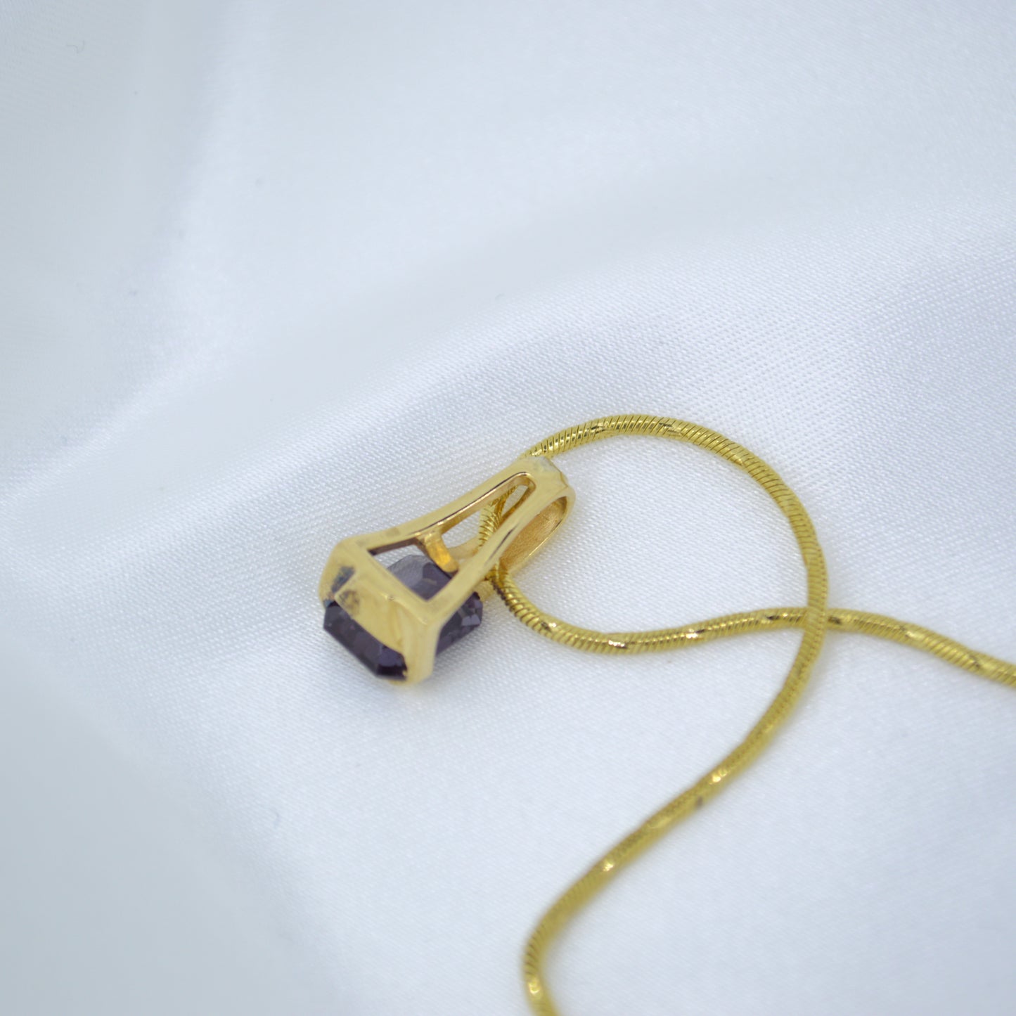 14ct Yellow Gold Amethyst Chain & Earring Set