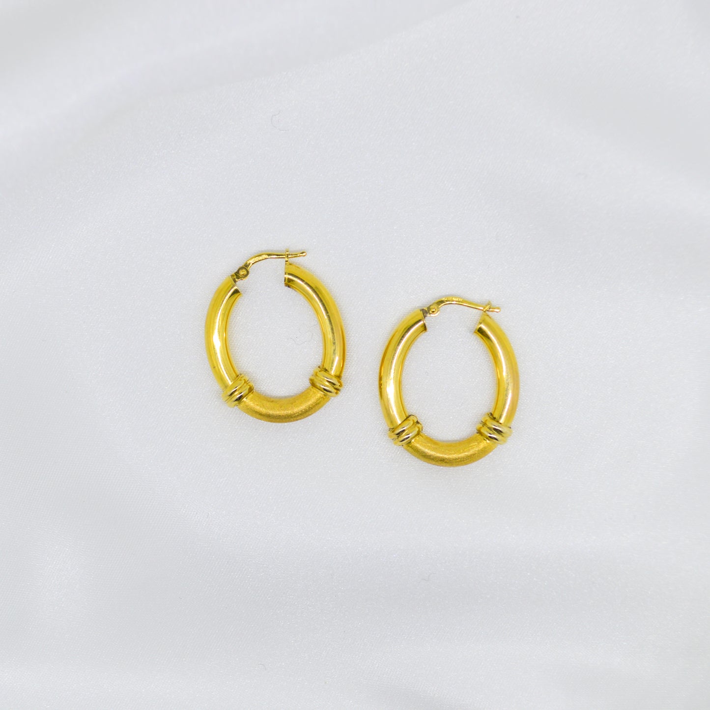 9ct yellow Gold vintage bamboo style segmented earrings