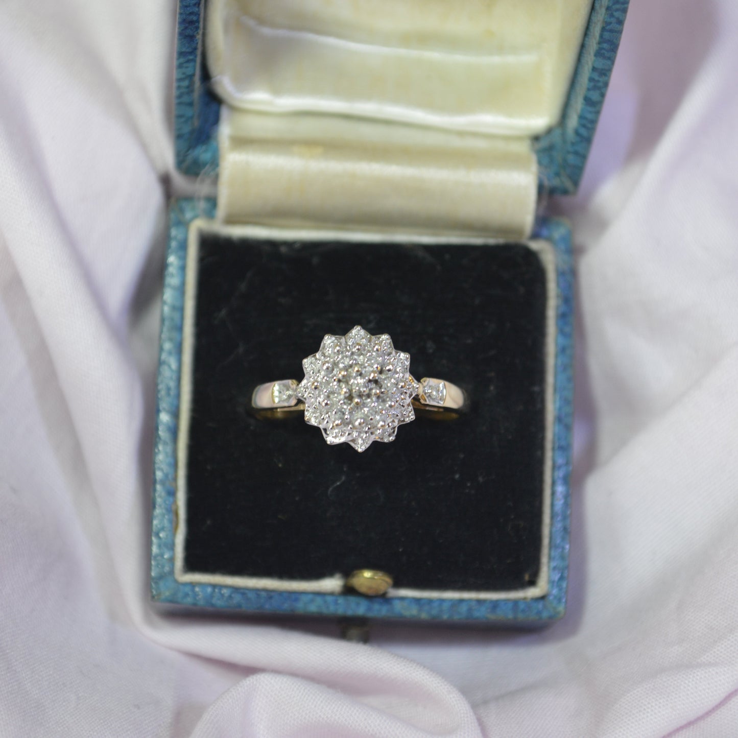 9ct Diamond Cluster