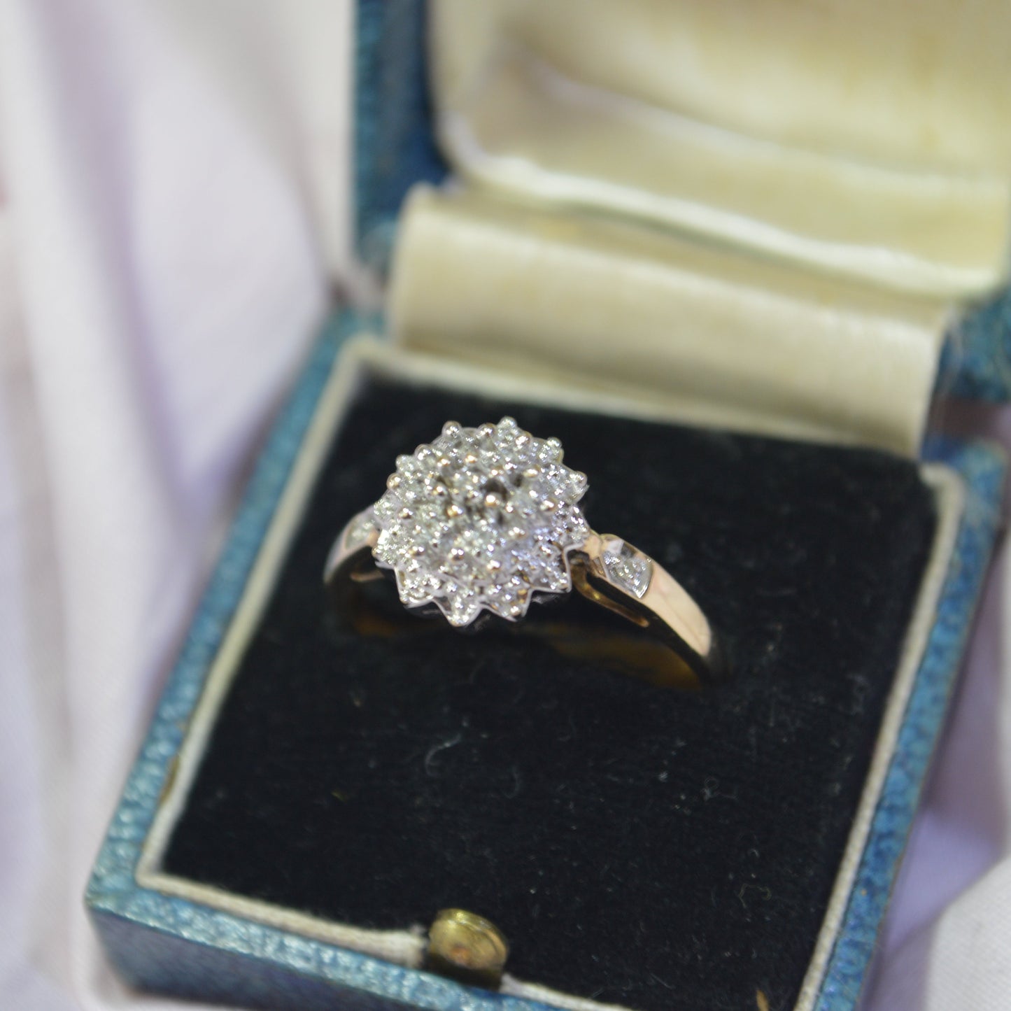 9ct Diamond Cluster