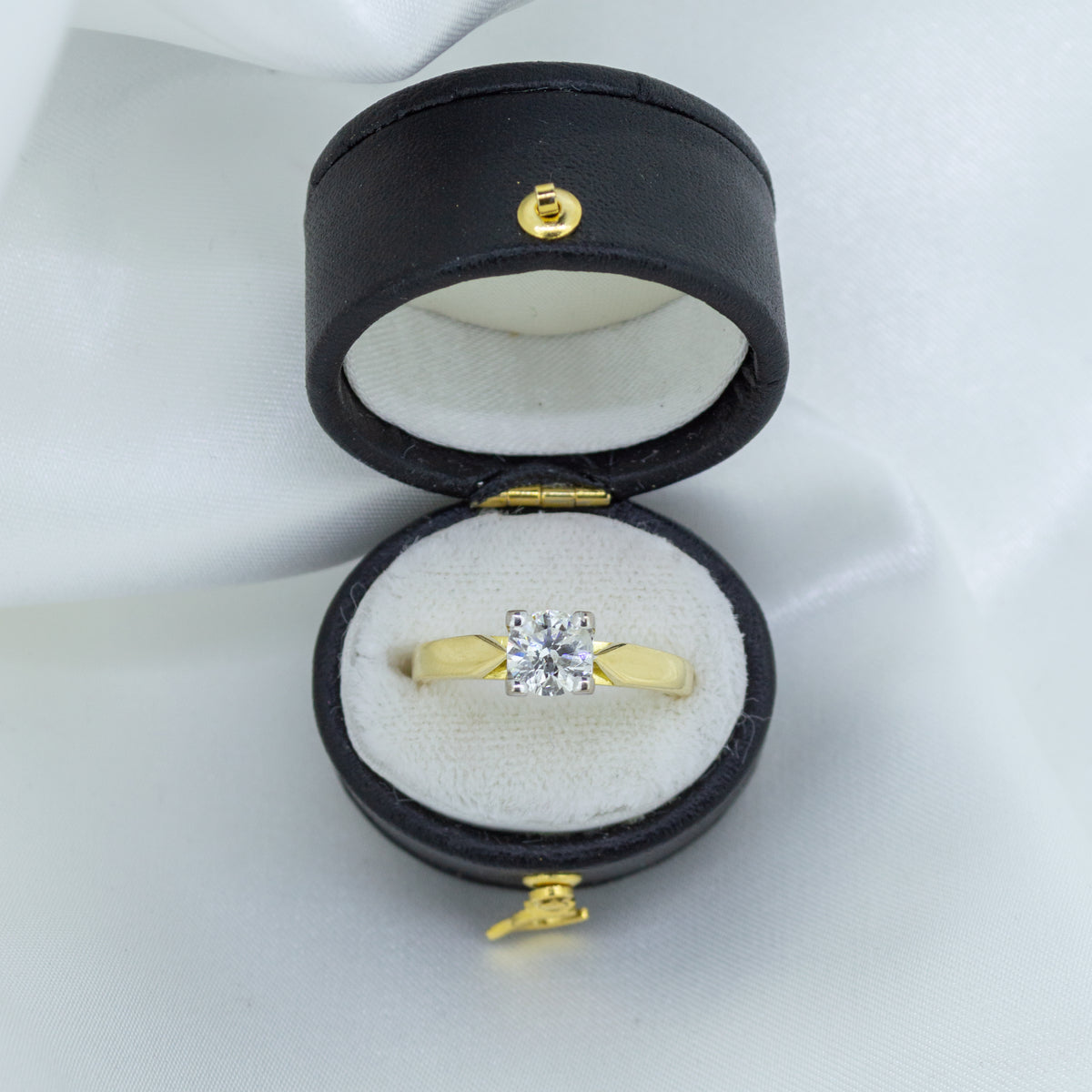18ct Gold Three Quarter Carat Diamond Solitaire Ring