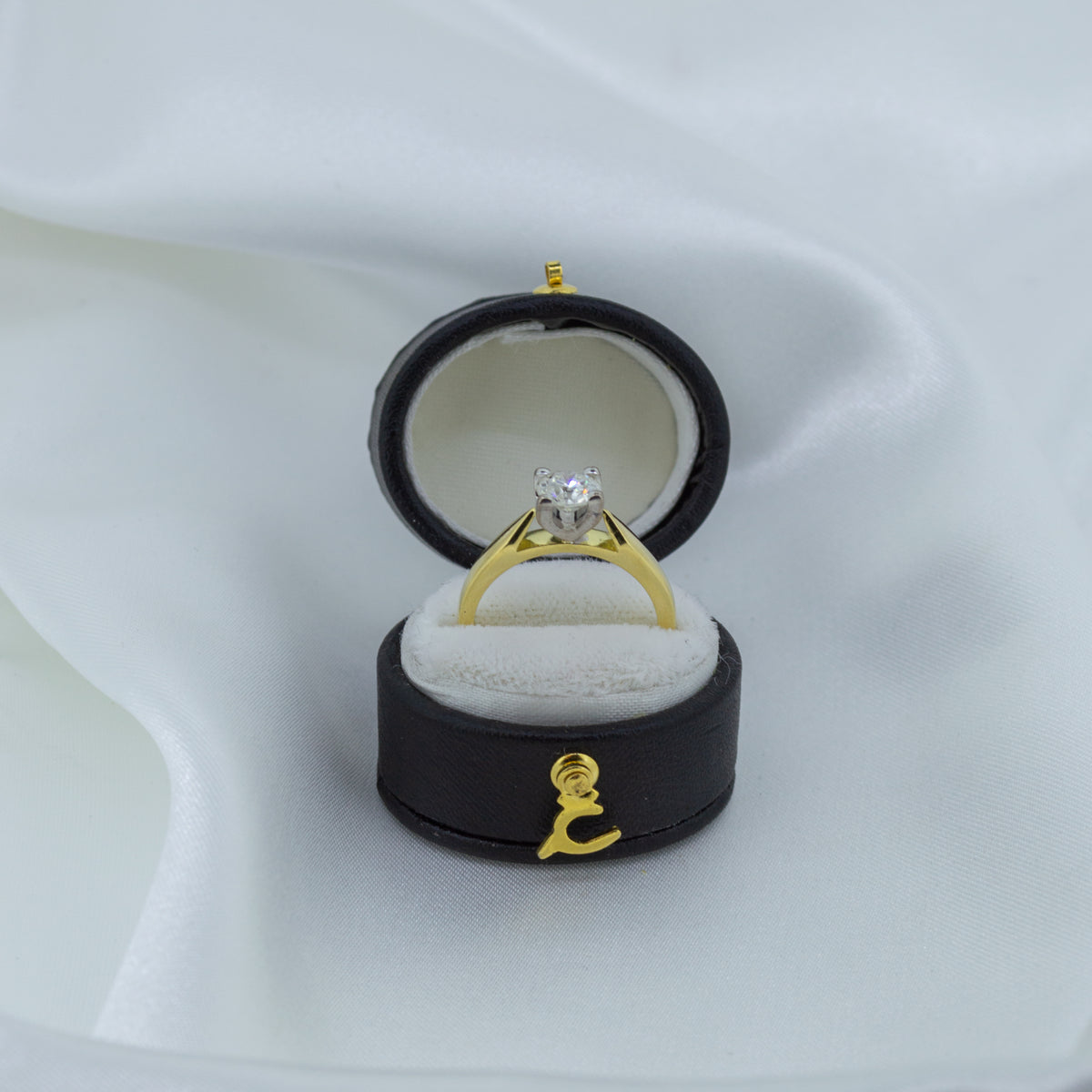 18ct Gold Three Quarter Carat Diamond Solitaire Ring